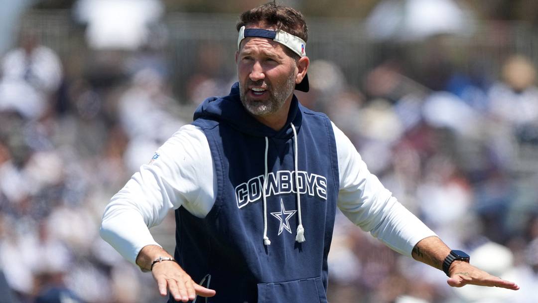 Dallas Cowboys coach Brian Schottenheimer. Dallas Cowboys coach Brian Schottenheimer.