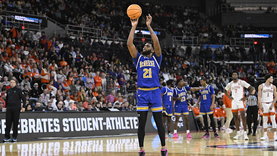 Memphis Tigers guard Sincere Parker, a McNeese State transfer, has been charged with aggravated assault. | Eric Canha-Imagn Images