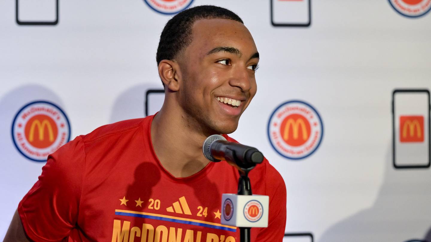 Could Bryson Tucker be Indiana's Best Player Next Season? - Vimarsana News
