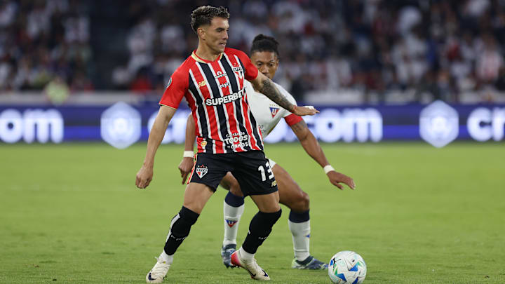 Enzo Díaz tem sido titular no time de Crespo