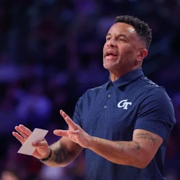 Damon Stoudamire offers two of the best rising stars in Georgia basketball, Jarvis Hayes Jr. and Chase Lumpkin. 