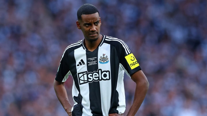 Newcastle ne se laisse pas faire pour Alexander Isak. Newcastle ne se laisse pas faire pour Alexander Isak.