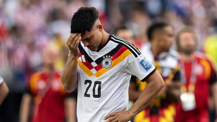Nadiem Amiri dejected.
