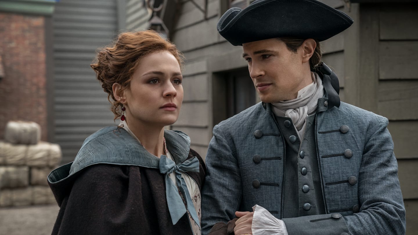 Câu lạc bộ sách Outlander: A Plague of Zombies Phần 19