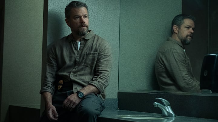 Matt Damon as Lieutenant Dane Dumars in The Rip