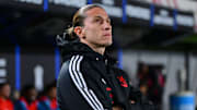 Filipe Luís vive momento de pressão no Flamengo