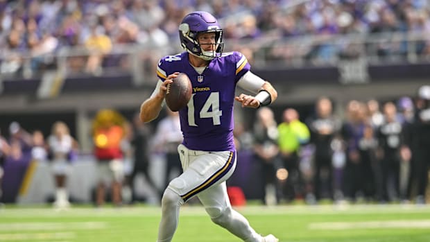  Minnesota Vikings quarterback Sam Darnold, new york giant