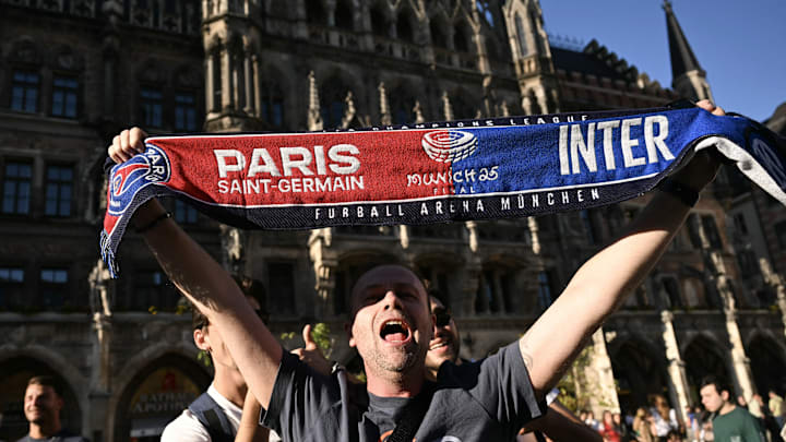 FBL-EUR-C1-INTER-SUPPORTERS FBL-EUR-C1-INTER-SUPPORTERS