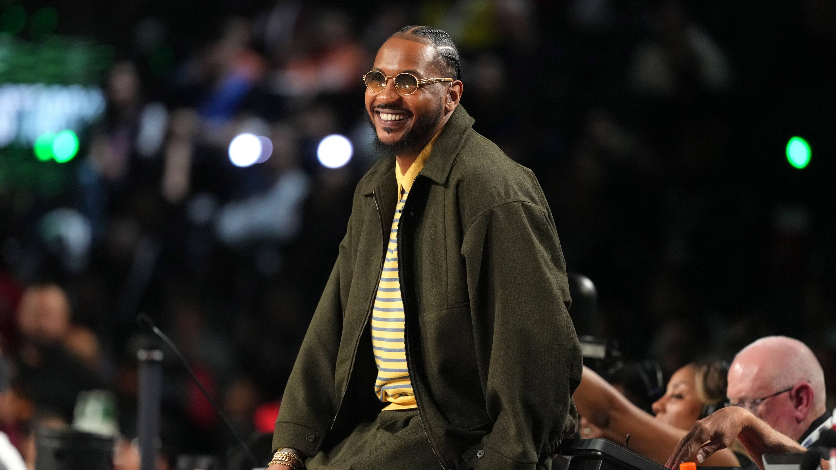 Carmelo Anthony Doesnt See Rockets as Western Conference Sleepers