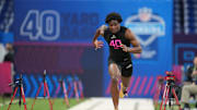 Feb 28, 2025; Indianapolis, IN, USA;  South Carolina defensive back Nick Emmanwori (DB40) runs in the 40 yard dash during the 2025 NFL Combine at Lucas Oil Stadium. Mandatory Credit: Kirby Lee-Imagn Images