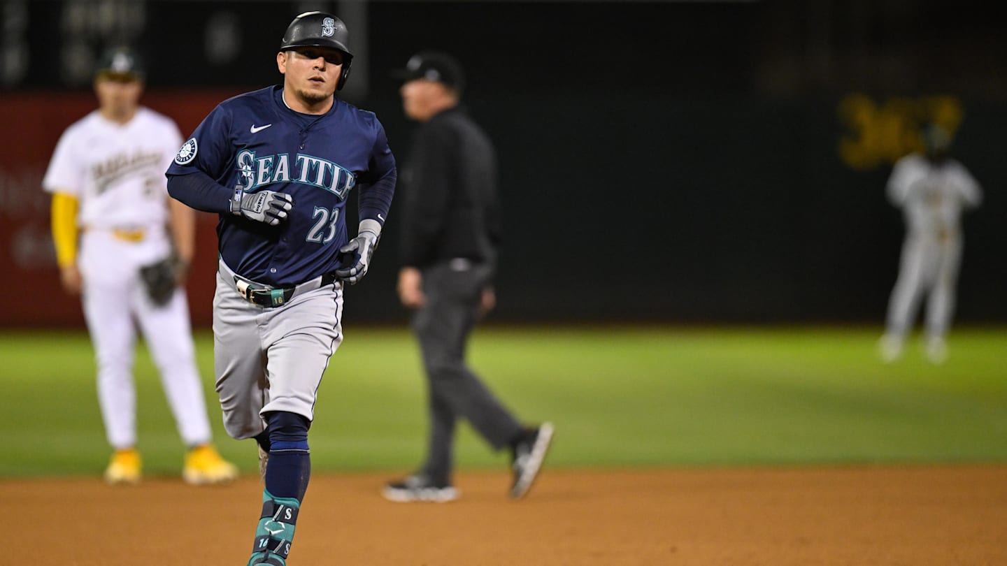 Seattle Mariners Explode For Season-High in Runs Against Oakland Athletics