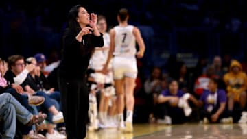 Golden State Valkyries v Los Angeles Sparks