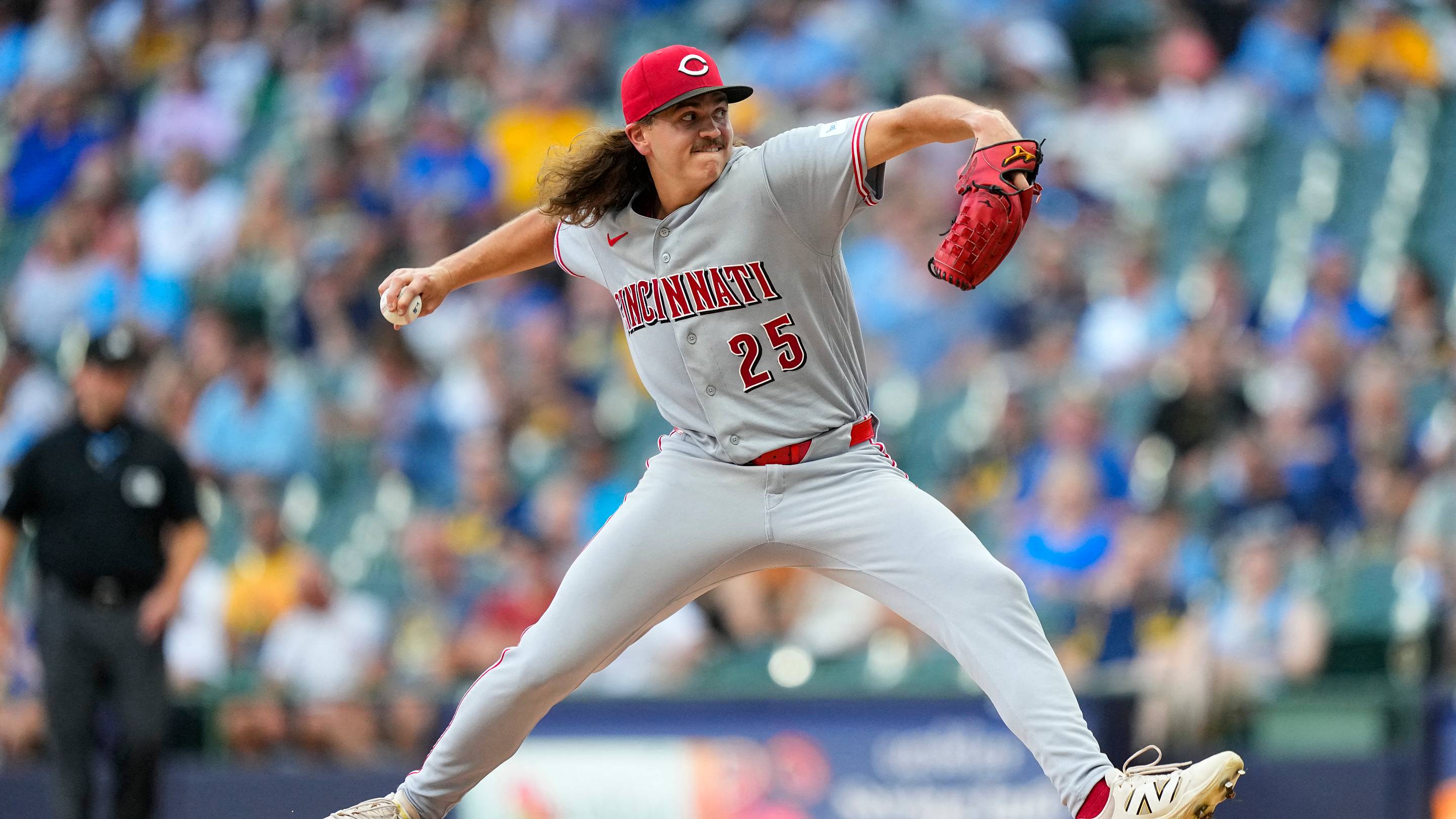 Jun 30, 2026; Milwaukee, Wisconsin, USA; Cincinnati Reds pitcher Rhett Lowder (25) throws a pitch during the first inning against the Milwaukee Brewers at American Family Field. Mandatory Credit: Jeff Hanisch-Imagn Images