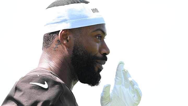 Philadelphia Eagles defensive end Za'Darius Smith (99) during practice at the Cleveland Browns training facility in Berea, Ohio.
