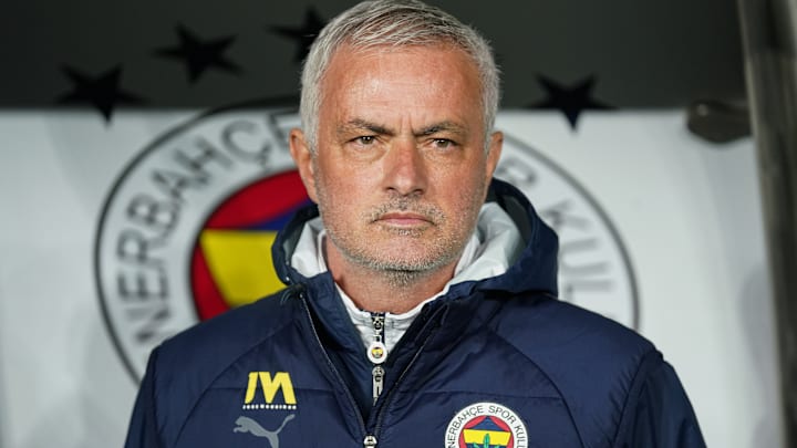 Jose Mourinho will bei Fenerbahce einen neuen Star für die Offensive Jose Mourinho will bei Fenerbahce einen neuen Star für die Offensive
