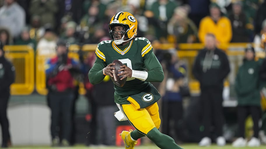 Malik Willis on the run