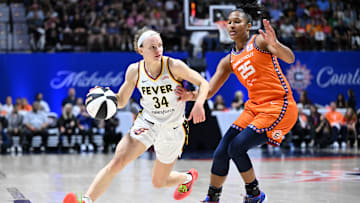 Indiana Fever v Connecticut Sun