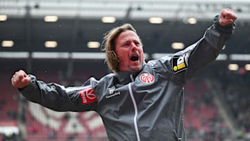 Bo Henriksen hätte mit Blick auf die "Wahre Tabelle" mehr Grund zu jubeln Bo Henriksen hätte mit Blick auf die "Wahre Tabelle" mehr Grund zu jubeln