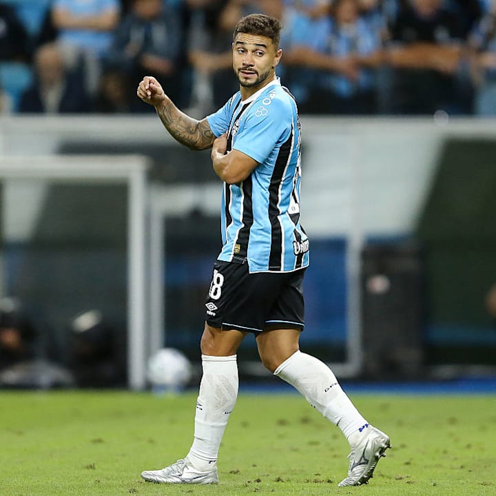 Gremio v Internacional - Brasileirao 2025