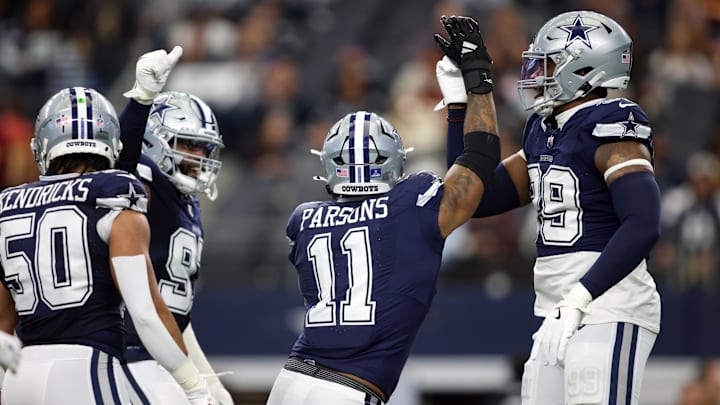 Dallas Cowboys linebacker Micah Parsons celebrates a sack against the Washington Commanders during the first quarter