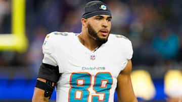 Miami Dolphins TE Julian Hill