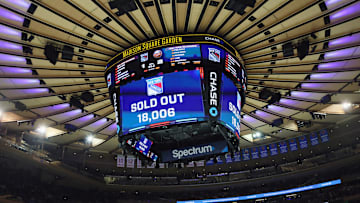 New York Islanders v New York Rangers