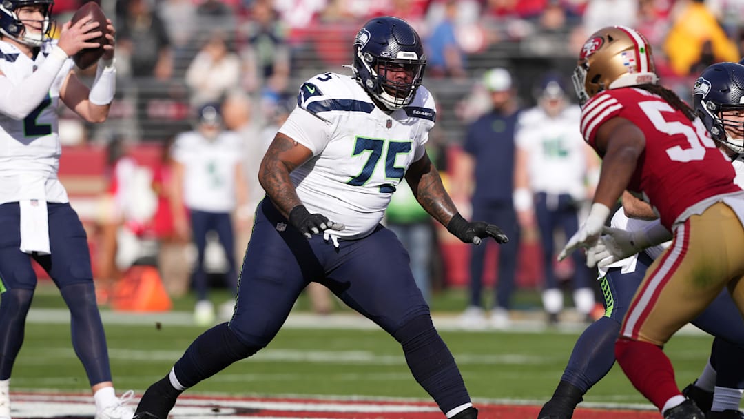 Seattle Seahawks guard Anthony Bradford blocks against San Francisco 49ers linebacker Fred Warner.