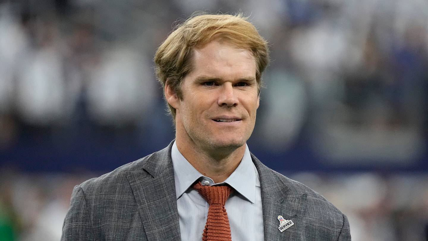 Tom Brady's leap to the top of FOX's broadcast booth will cost Greg Olsen millions - Vimarsana News