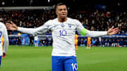 Mbappe's back