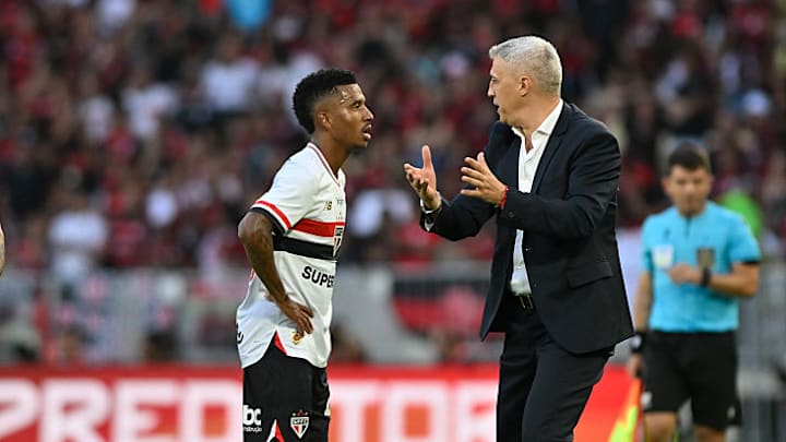 Hernán Crespo, Marcos Antônio, Enzo Díaz