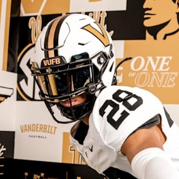 2026 Vanderbilt safety target Bryson Williams