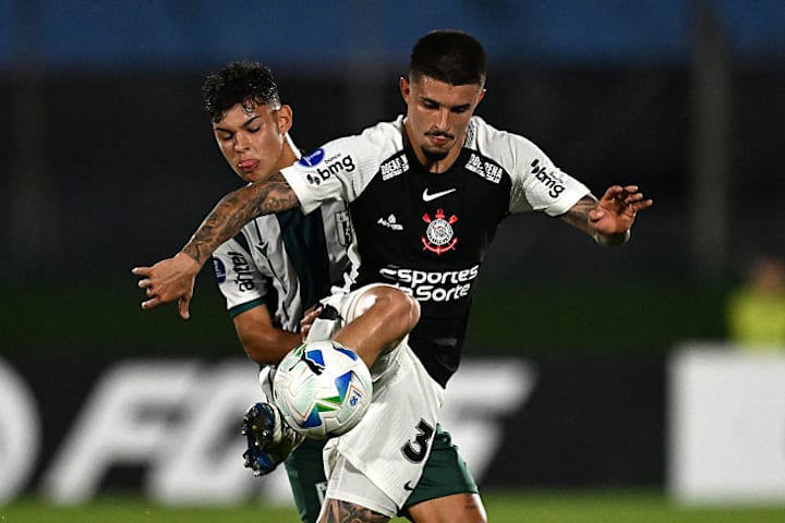 FBL-SUDAMERICANA-RACINGURU-CORINTHIANS