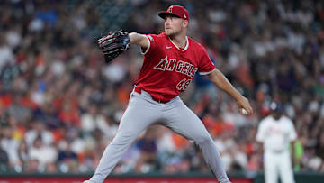 Los Angeles Angels v Houston Astros