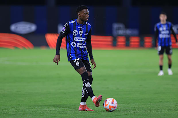 ดาร์วิน กัวกัว