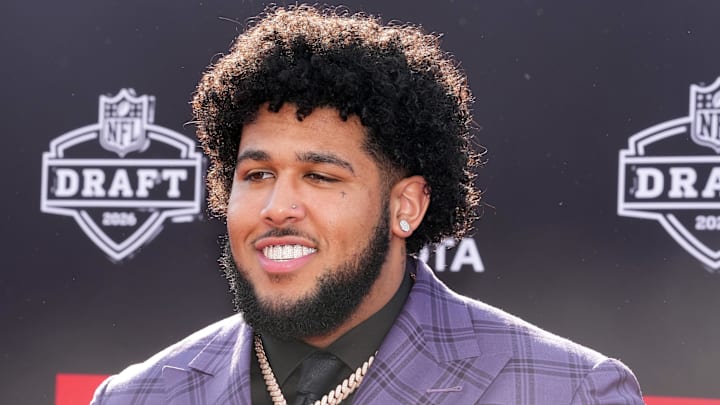 Alabama Crimson Tide tackle Kadyn Proctor