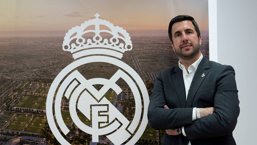 Enrique Riquelme Interview Portraits