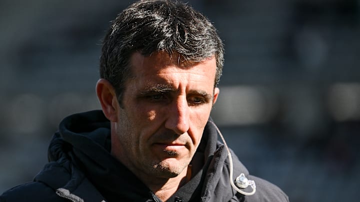 Stéphane Gilli est le coach du Paris FC. Stéphane Gilli est le coach du Paris FC.
