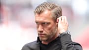 Markus Krösche sieht die Entwicklung der SGE kritisch
