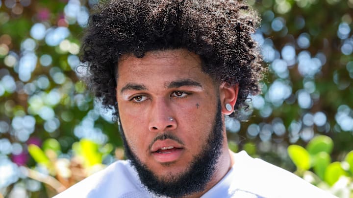 Miami Dolphins guard Kadyn Proctor
