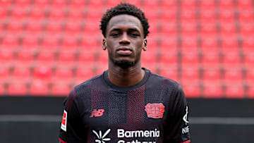 Ernest Poku soll bei Bayer Leverkusen eine ähnliche Entwicklung wie Jeremie Frimpong nehmen. 