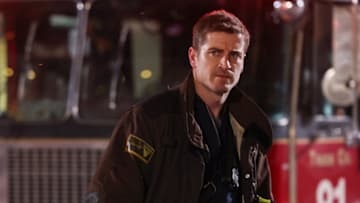 CHICAGO FIRE -- "Bar Time" Episode 13014 -- Pictured: Jake Lockett as Sam Carver 