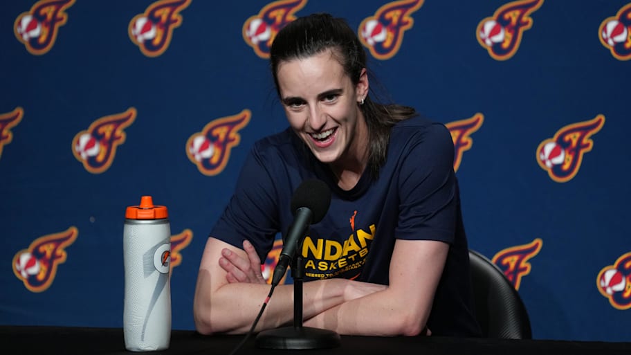 Indiana Fever guard Caitlin Clark (22) talks to media members before the game against the Golden State Valkyries. | Darren Yamashita-Imagn Images