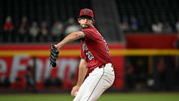 Texas Rangers v Arizona Diamondbacks