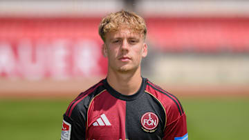 Tim Janisch hat seinen Vertrag in Nürnberg verlängert