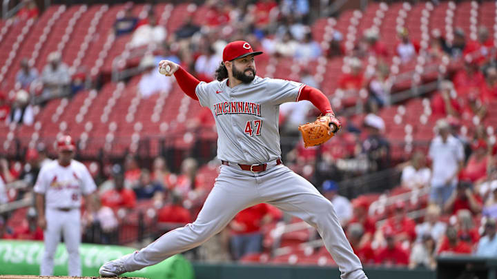 Sep 12, 2024; St. Louis, Missouri, USA;  Cincinnati Reds starting pitcher Jakob Junis (47) pitches against the St. Louis Cardinals during the first inning at Busch Stadium. Mandatory Credit: Jeff Curry-Imagn Images