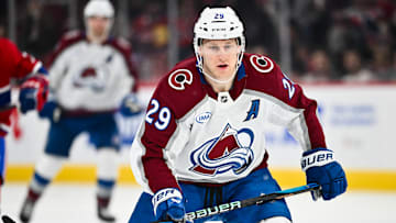 Colorado Avalanche star Nathan MacKinnon looks like the favorite to win his second Hart Trophy in as many seasons.