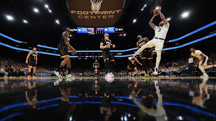 Los Angeles Lakers v Phoenix Suns - Emirates NBA Cup