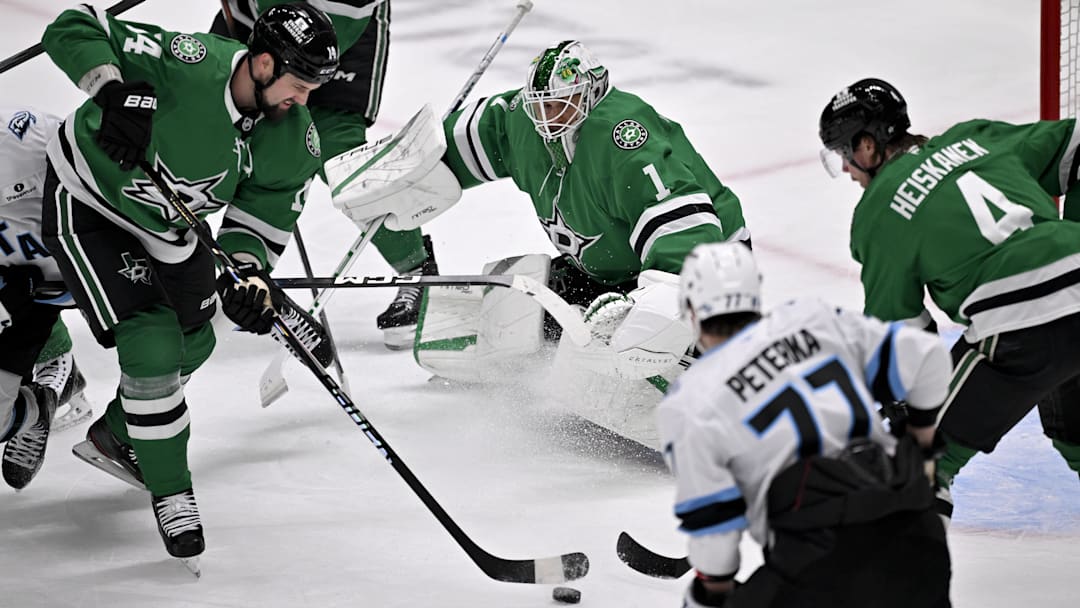 Mar 16, 2026; Dallas, Texas, USA; Dallas Stars defenseman Thomas Harley (55) and left wing Jamie Benn (14) and goaltender Casey DeSmith (1) and defenseman Miro Heiskanen (4) defend against the Utah Mammoth attack during the first period at the American Airlines Center. Mandatory Credit: Jerome Miron-Imagn Images