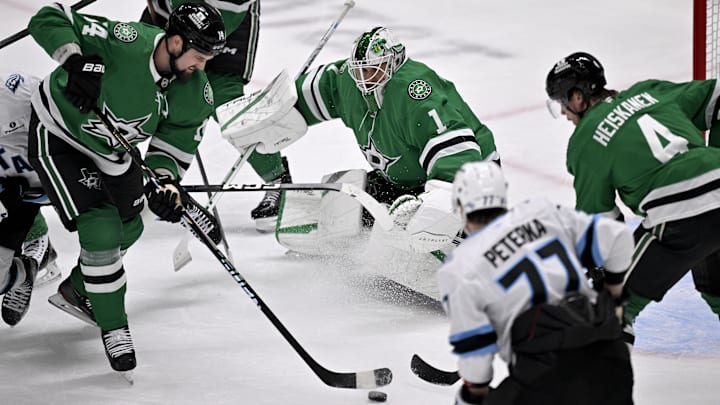 Mar 16, 2026; Dallas, Texas, USA; Dallas Stars defenseman Thomas Harley (55) and left wing Jamie Benn (14) and goaltender Casey DeSmith (1) and defenseman Miro Heiskanen (4) defend against the Utah Mammoth attack during the first period at the American Airlines Center. Mandatory Credit: Jerome Miron-Imagn Images