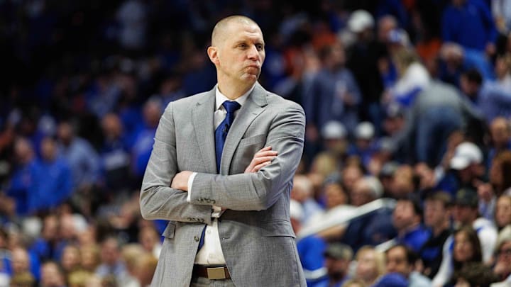 Mar 1, 2025; Lexington, Kentucky, USA; Kentucky Wildcats head coach Mark Pope looks to his bench during the first half against the Auburn Tigers at Rupp Arena at Central Bank Center. Mandatory Credit: Jordan Prather-Imagn Images Mar 1, 2025; Lexington, Kentucky, USA; Kentucky Wildcats head coach Mark Pope looks to his bench during the first half against the Auburn Tigers at Rupp Arena at Central Bank Center. Mandatory Credit: Jordan Prather-Imagn Images